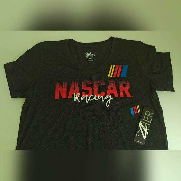 Women's NASCAR Merchandise G-III 4Her by Carl Banks Black V-Neck T-Shirt - Picture 4 of 6